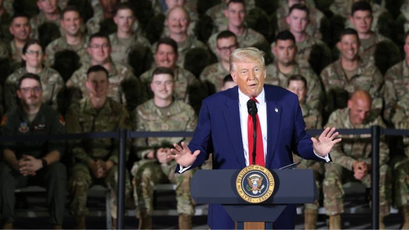 Trump ally who donated $130 million to pay troops amid shutdown revealed as reclusive billionaire heir: report Trump ally who donated $130 million to pay troops amid shutdown revealed as reclusive billionaire heir: report